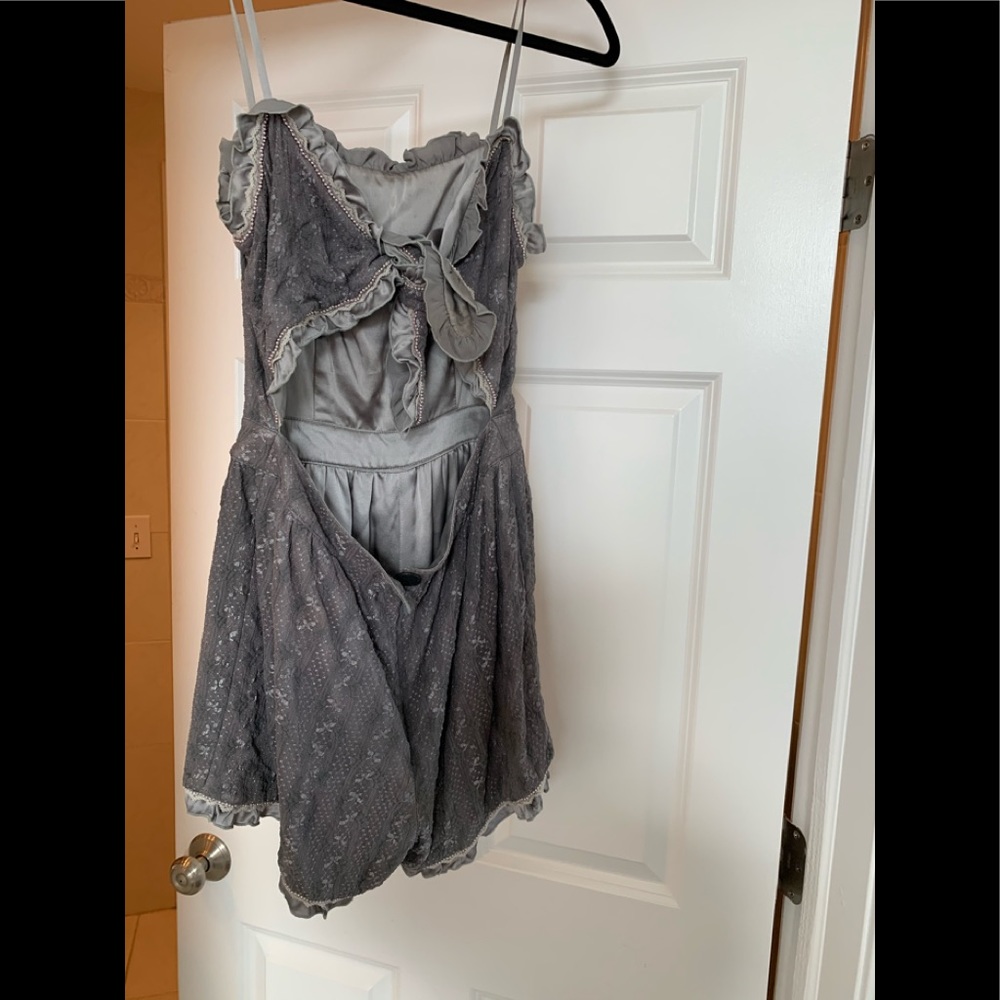 Romper - Picture 2 of 3